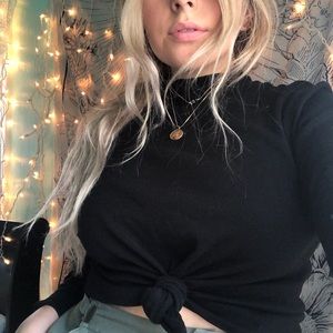 Meet your Posher, Chloe